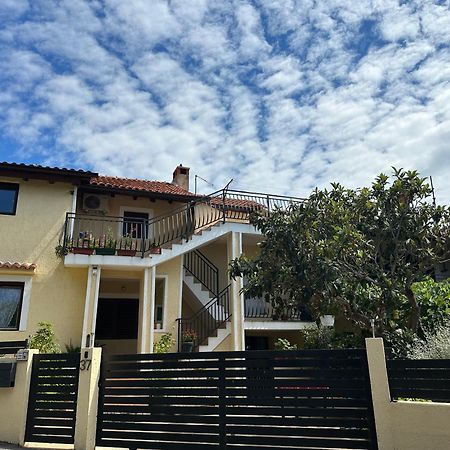 Apartment Mare Πόρετς Εξωτερικό φωτογραφία